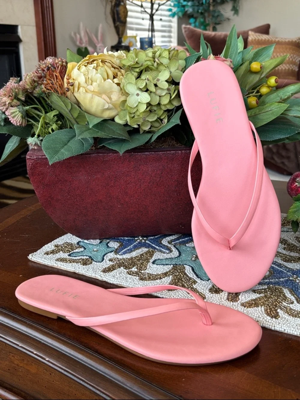 Brand New Coral Pink Flip-Flops Thong Sandals Lightweight Beach Slides Slip On